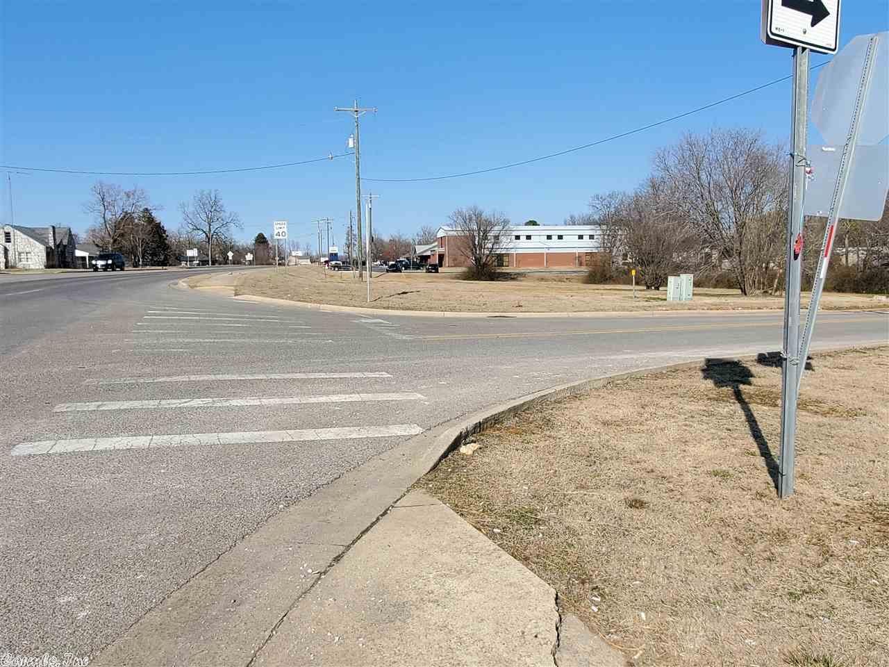 000 E Main, Ash Flat, AR 72513